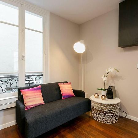 Charmant Studio Neuf Proche Des Invalides Apartamento Paris Exterior foto